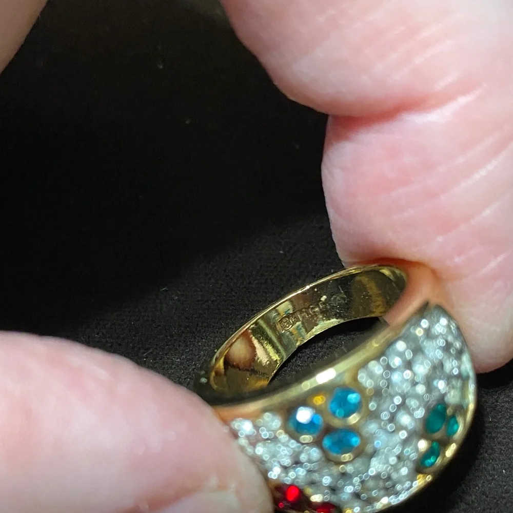Elegant vintage size 6 3/4 18KT H.G.E. Multicolor Gemstone Ring